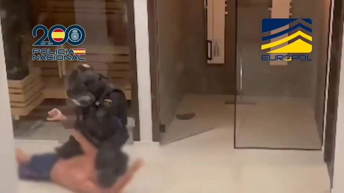 Momento de la detención de uno de los cabecillas de red de narcotraficantes