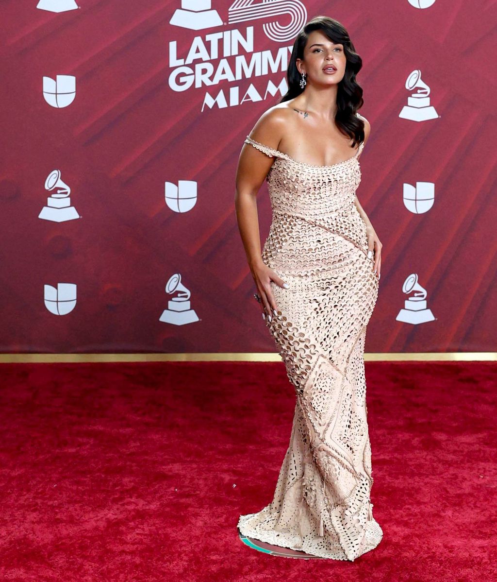 Nathy Peluso en la alfombra roja de los Latin Grammy 2024.