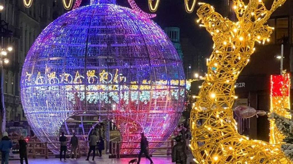 Figuras con luces navideñas en Vigo 2023-2024