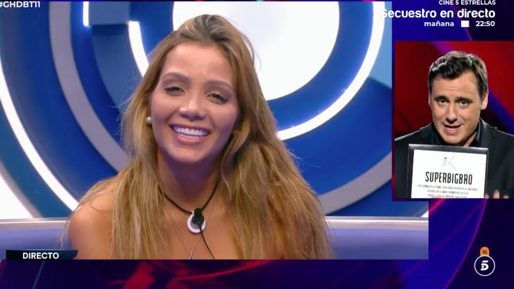 Daniela descubre ser SuperBigBro