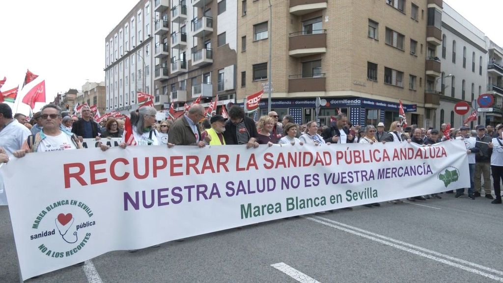 Manifestación en defensa de la sanidad pública en Sevilla