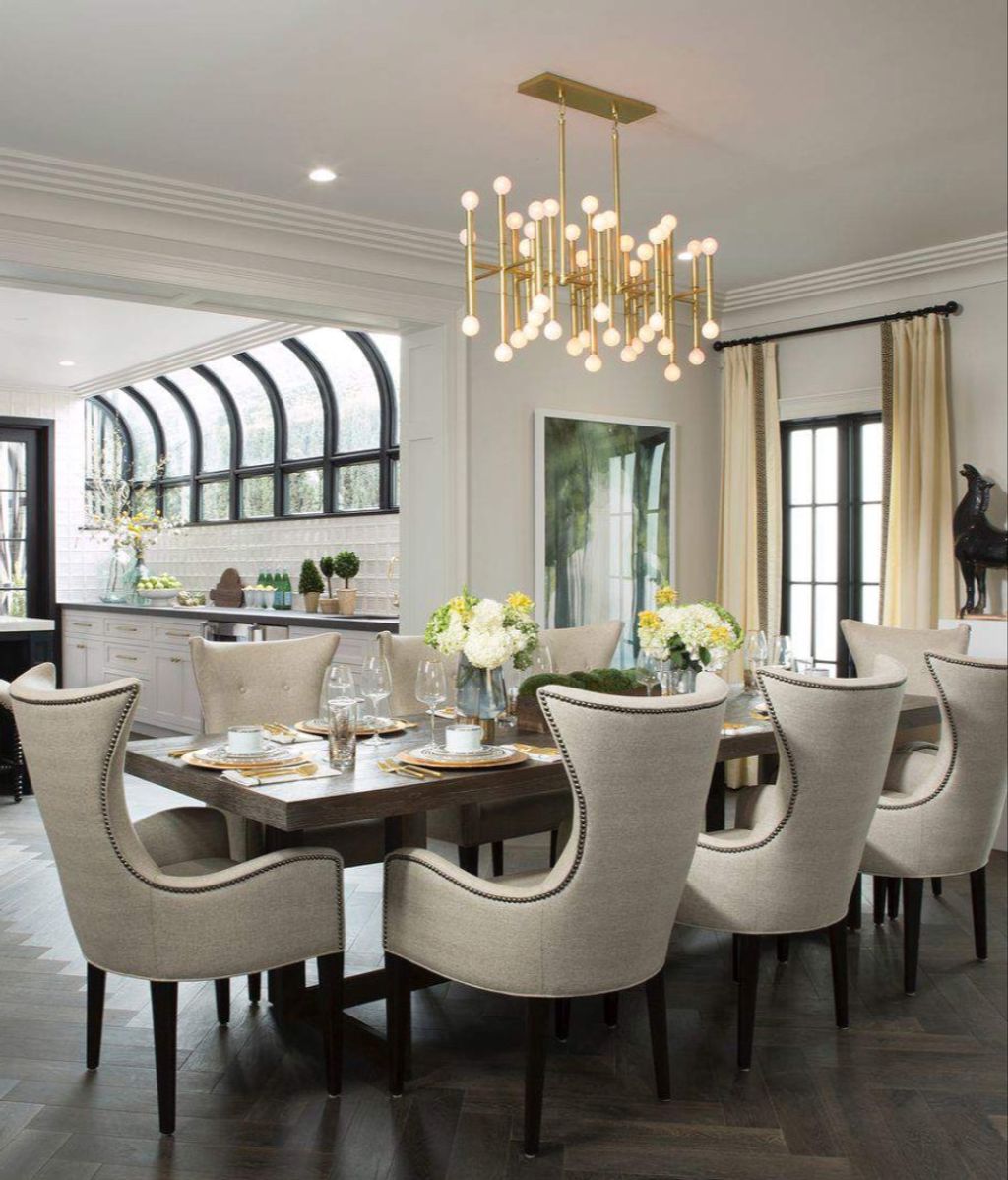 El comedor de la casa de Drew Scott y Linda Phan