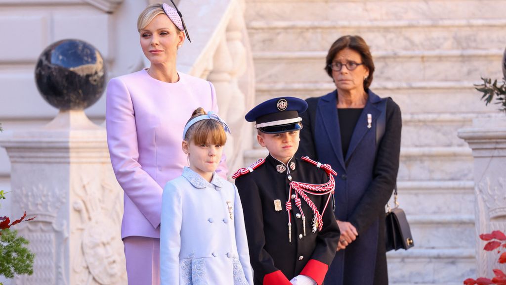 Charlène de Mónaco junto a sus hijos Jacques y Gabriella