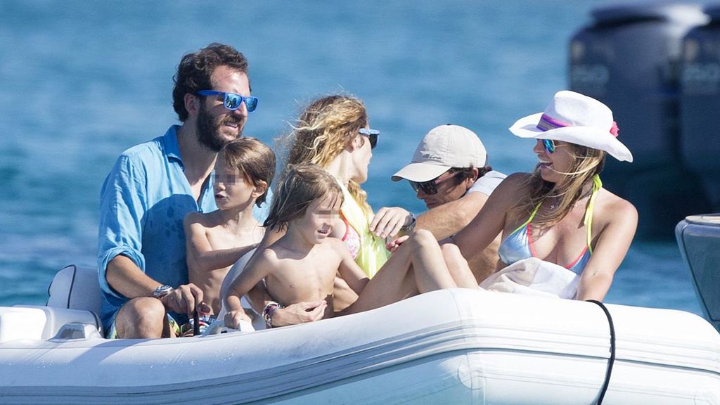 La familia de Borja Thyssen de vacaciones en Ibiza este verano