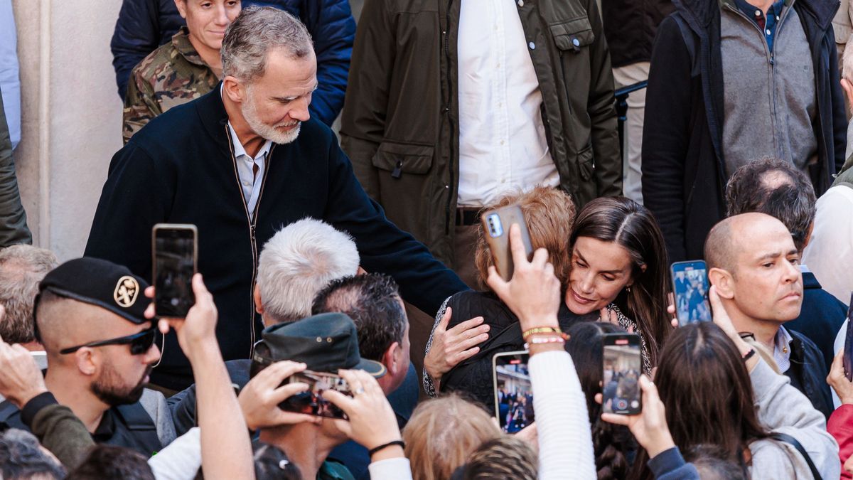 Los reyes Felipe y Letizia en Chiva este 19 de noviembre.