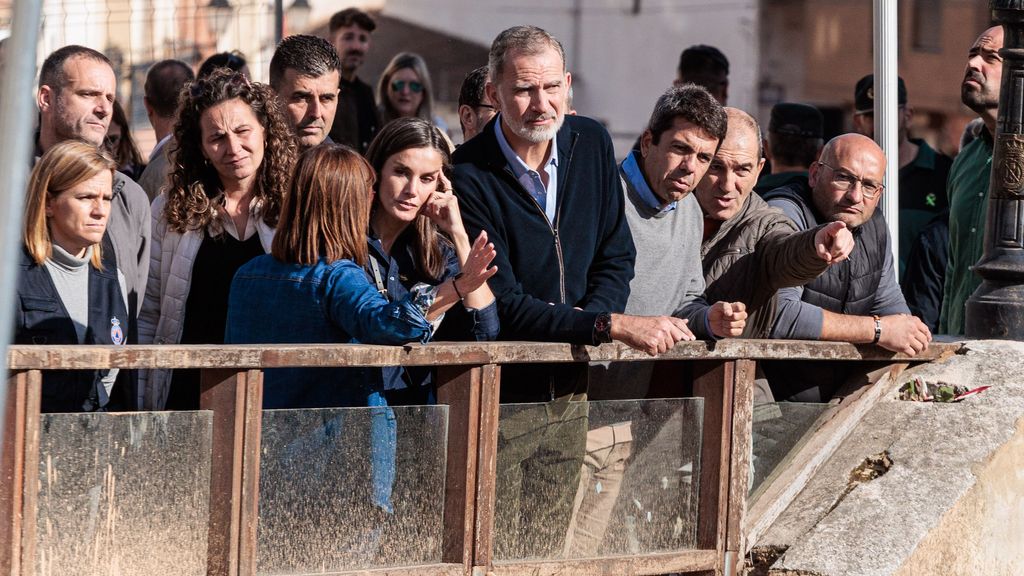 Los reyes Felipe y Letizia en Chiva.