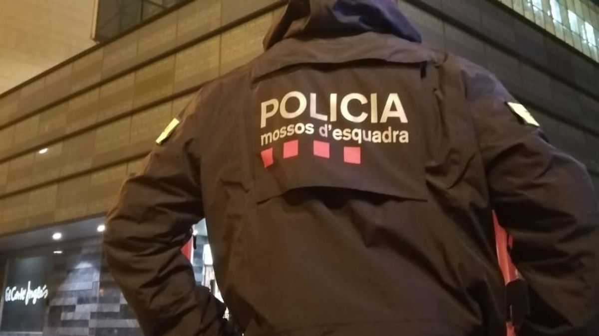 Mueren el conductor de un camión y el de un autocar al chocar frontalmente en el Pirineo de Lleida: hay cuatro heridos