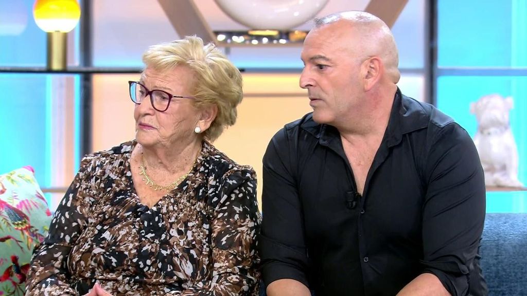 Paquita hace un llamamiento para saber si su hijo está vivo