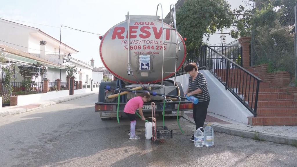 Sigue faltando el agua potable en Málaga