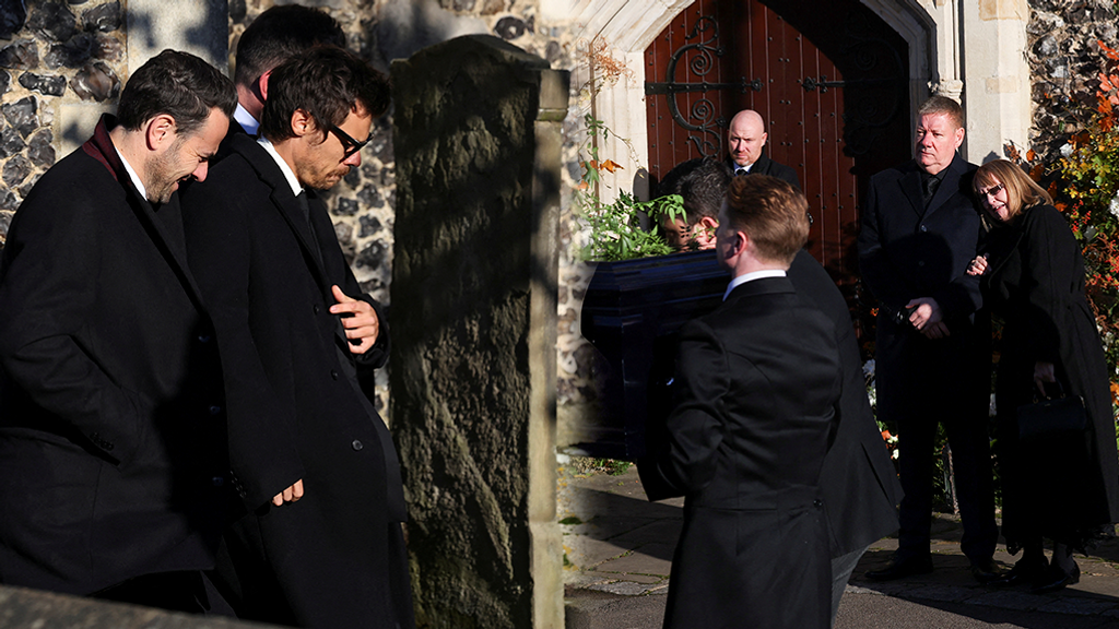 La familia y los exintegrantes de 'One Direction' despiden a Liam Payne en un emotivo funeral (Fotomontaje con imágenes de Reuters)