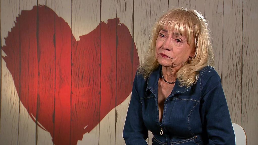 Una soltera se rompe por completo en 'First Dates': ''Me siento muy sola, no he tenido suerte en el amor''