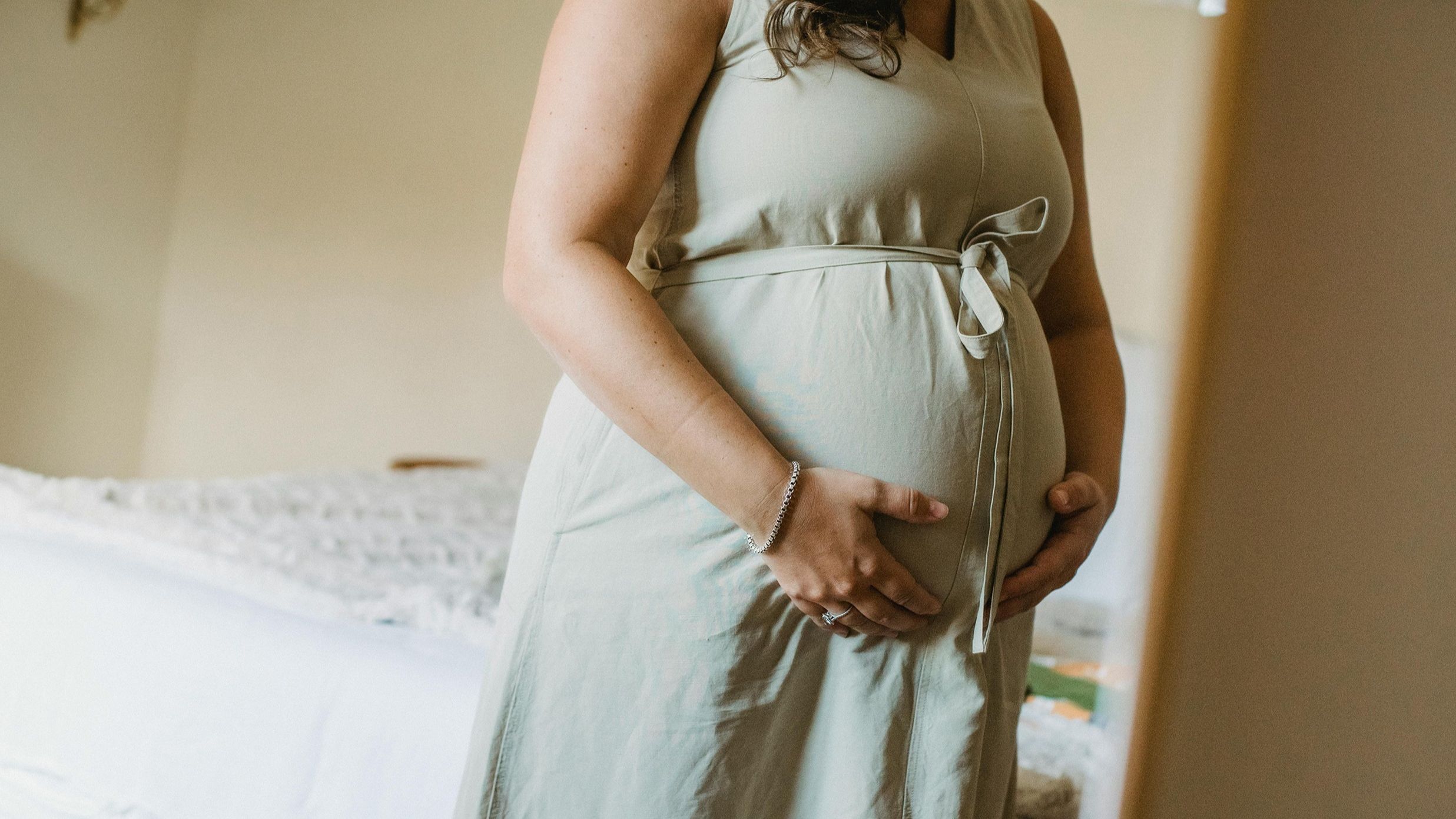 Low folate levels in pregnant women can cause birth defects.