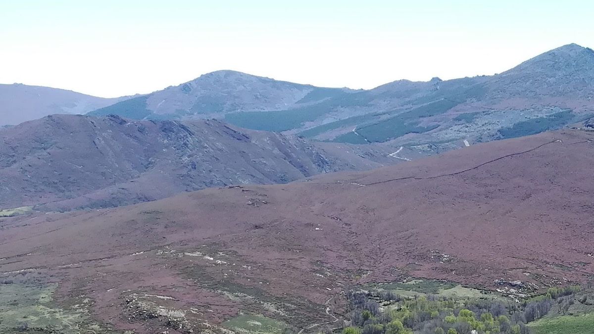 Muere un matrimonio de Ponferrada en un accidente de avioneta mientras sobrevolaban un monte en León