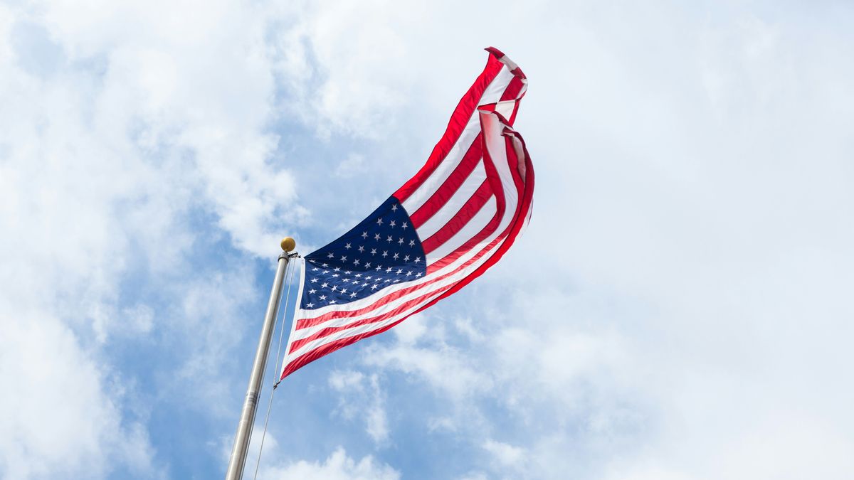 esados unidos bandera cielo unsplash