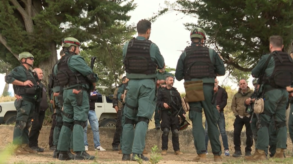 La relación de Víctor de Aldama con la Guardia Civil: desde su orden del mérito a su estancia a un centro de entrenamiento