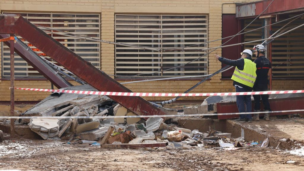 Así se encuentra el colegio que se derrumbó y causó la muerte de un operario en Massanassa