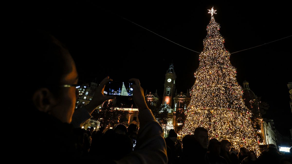 Acto del encendido del alumbrado navideño de Valencia en 2023