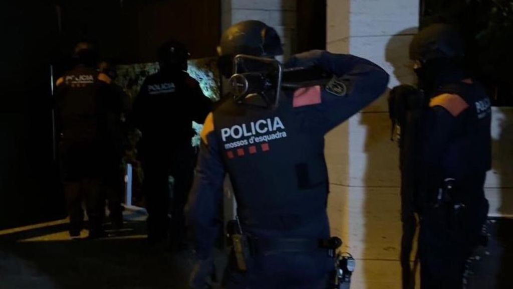 Dispositivo de mossos d esquadra y europol