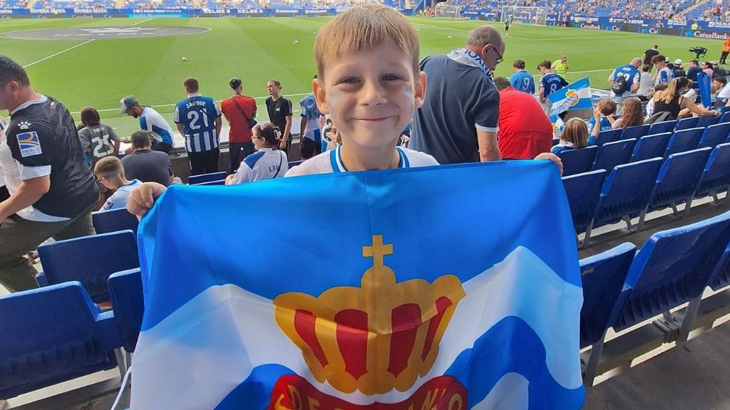 El gesto del Espanyol con el menor al que obligaron a quitarse la camiseta en Girona