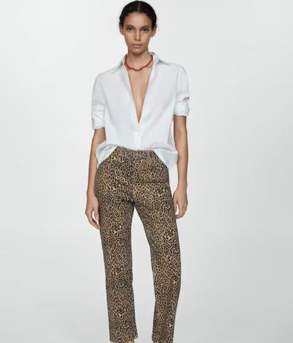 Pantalones de leopardo, de Mango