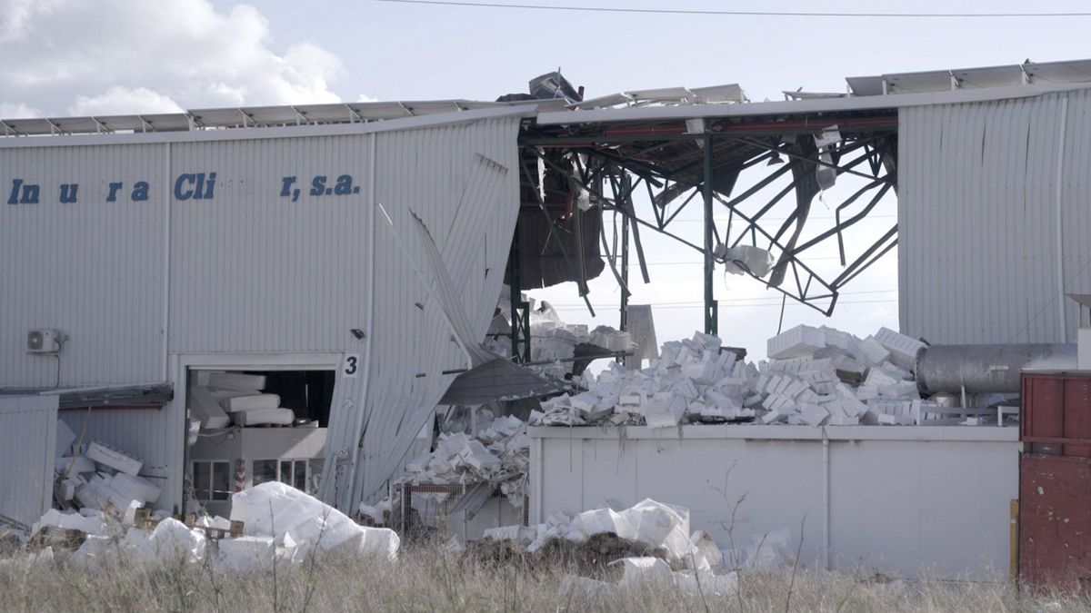 Tres días de luto en la localidad alicantina de Ibi por los tres fallecidos en la explosión de la fábrica