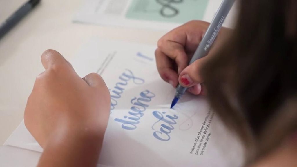 Un taller de lettering y caligrafía.