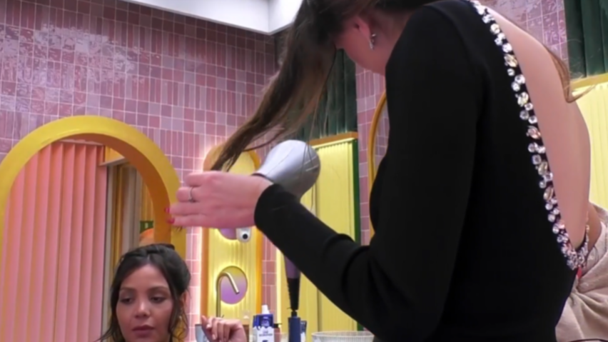 Maica departe con Daniela