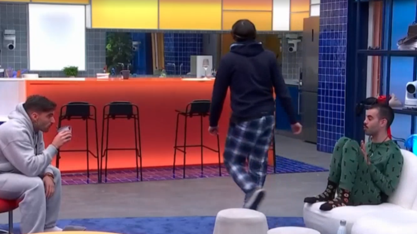 Edi departe con Óscar y Ruvens