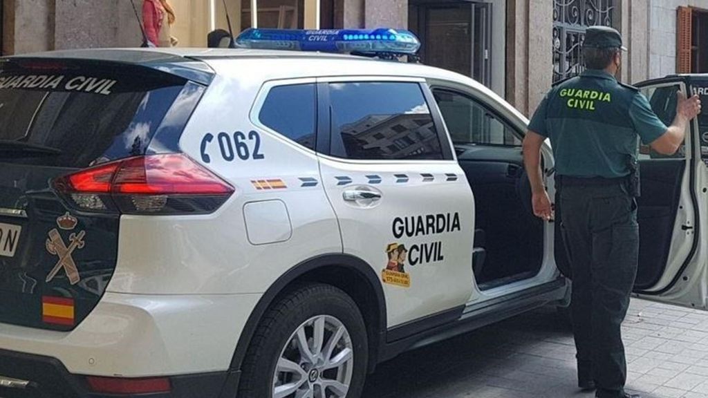 Patrulla de la Guardia Civil.