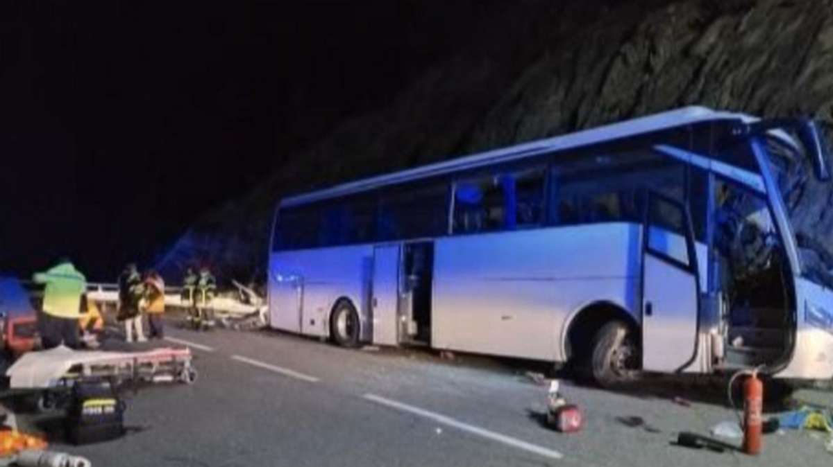 Dos muertos y 30 heridos, 14 graves, en un accidente en Francia de un autobús que salió de Hospitalet de Llobregat