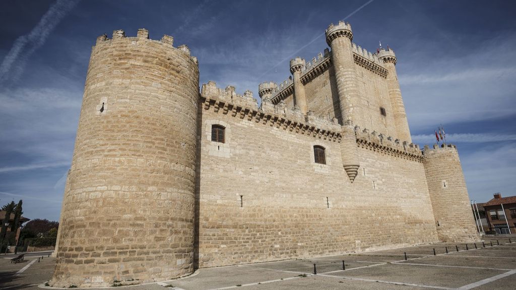 castillo fuensaldana Turismo Castillayleon. Portada