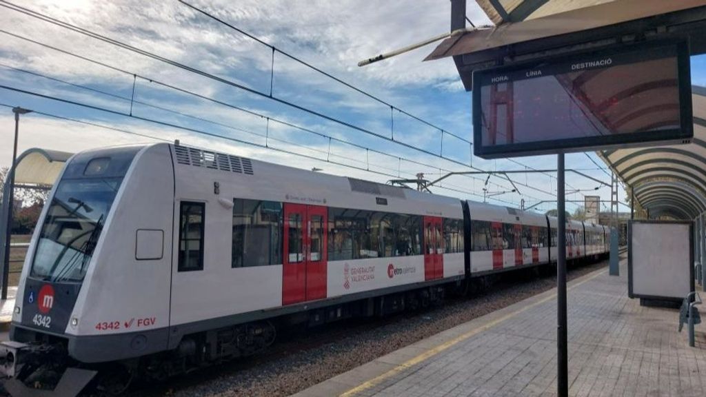 Metrovalencia recupera este martes el servicio de gran parte de las líneas de metro tras la DANA