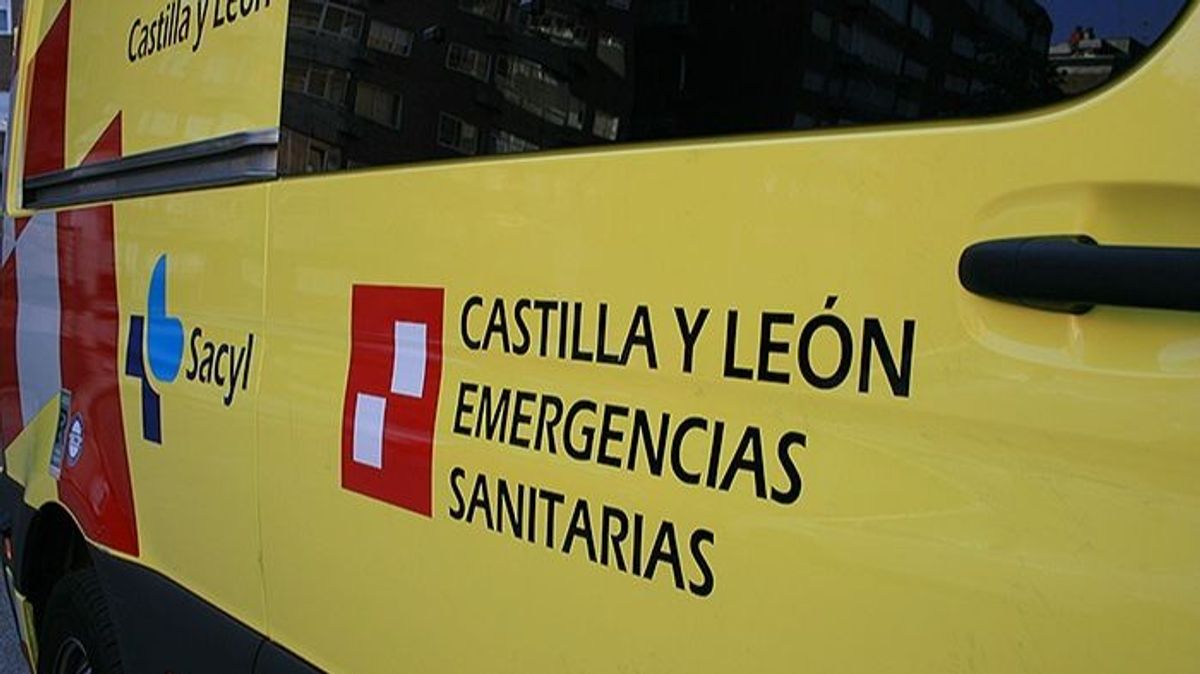 Ambulancia del servicio de emergencias sanitarias de Castilla y León