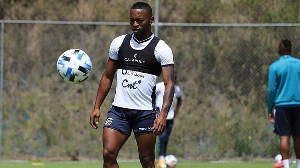 Encapuchados secuestran al futbolista Pedro Pablo Perlaza, de 33 años, en Ecuador