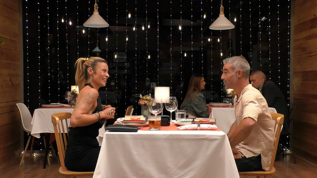 Eva y Daniel se conocen en 'First Dates'