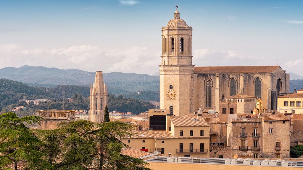 La catedral de Girona y la Basílica de Sant Feliu