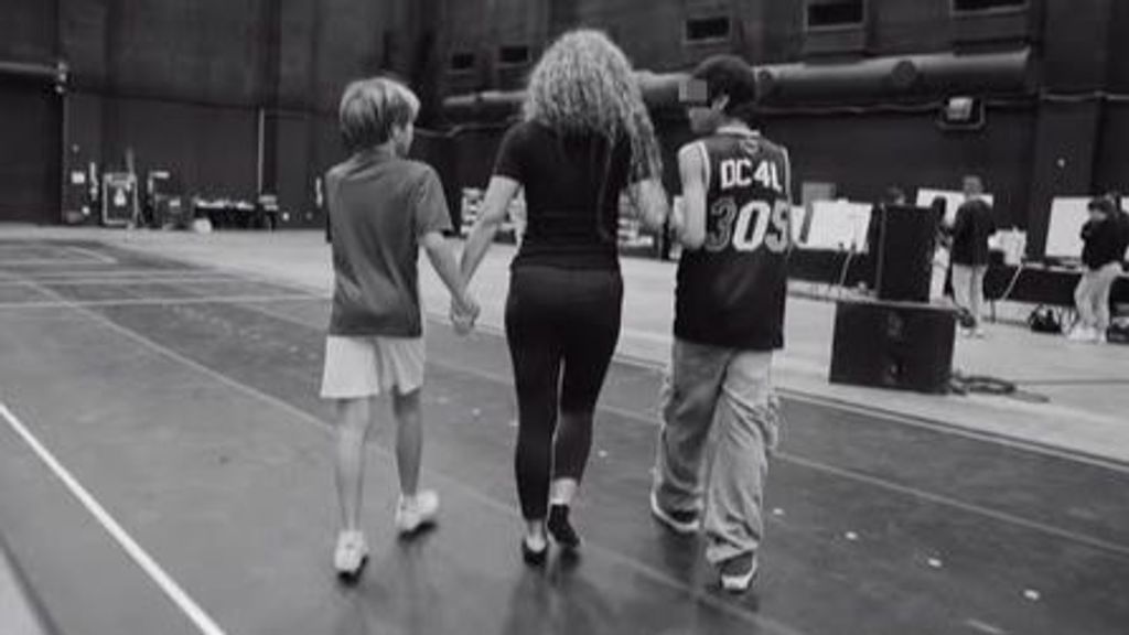 Shakira comparte el vídeo de su emotivo reencuentro con sus hijos, Milan y Sasha (Imagen de Instagram: @shakira)