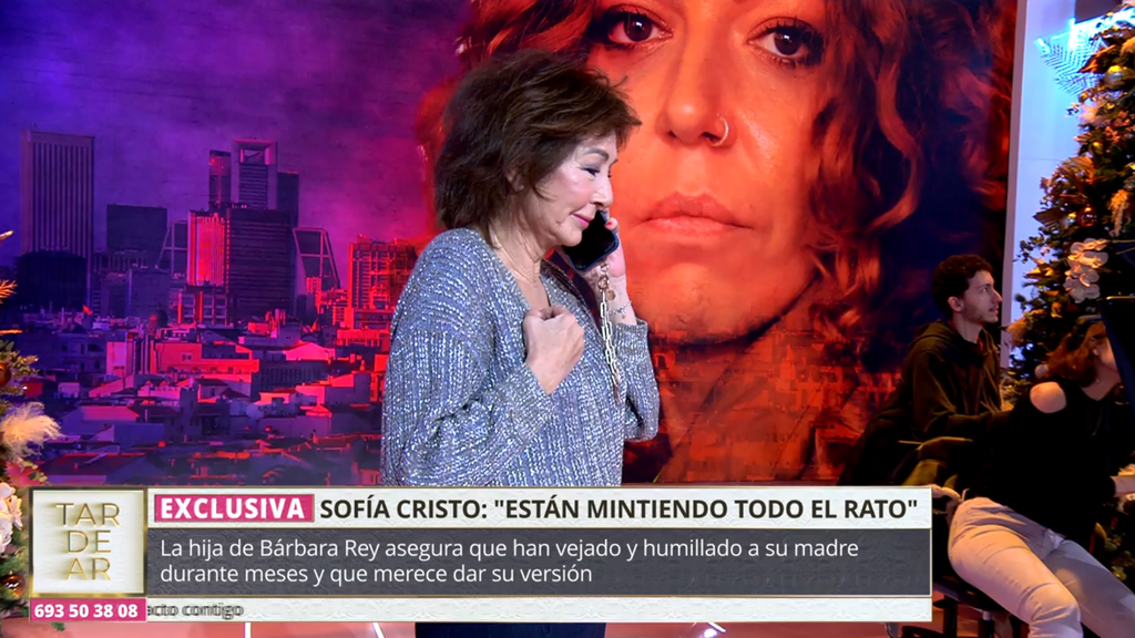 Ana Rosa interrumpe el programa en pleno directo por una llamada: "Es la primera vez que nos ha pasado"