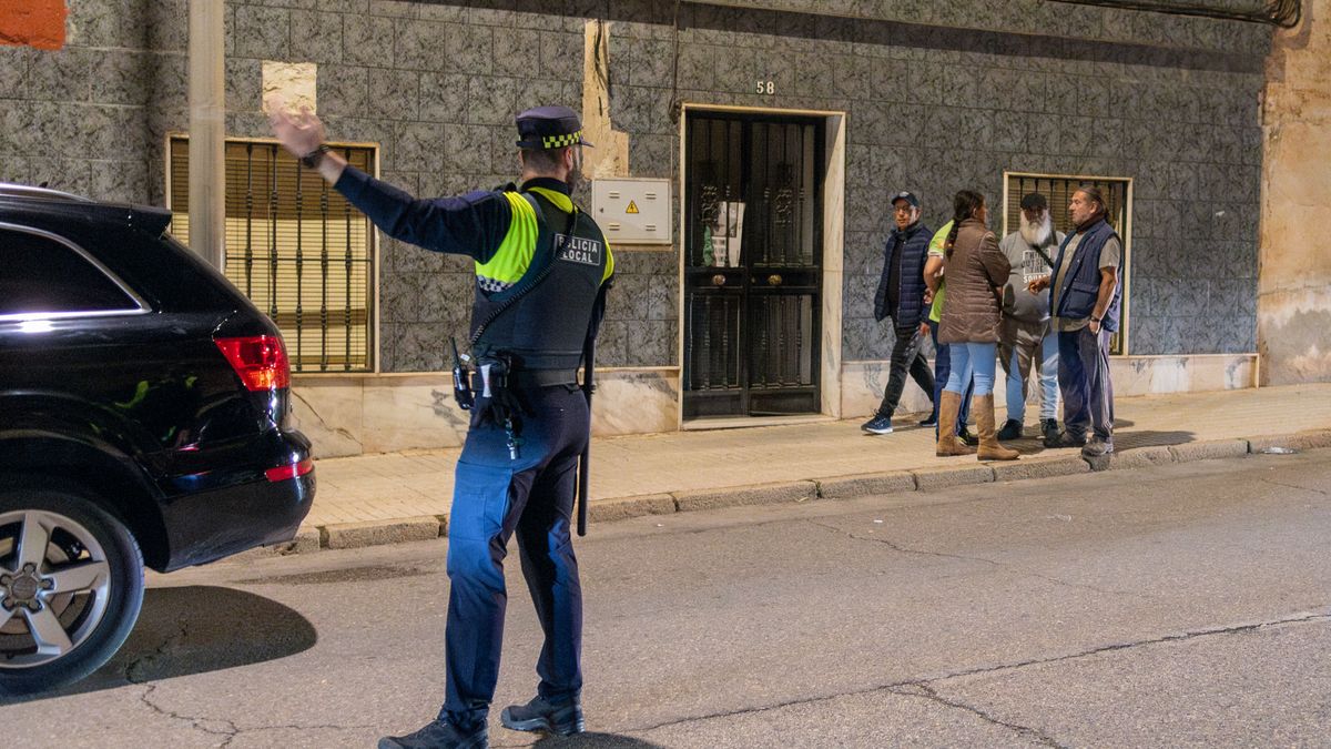 Policía en la vivienda donde murió de forma violenta el bebé de dos años de Linares