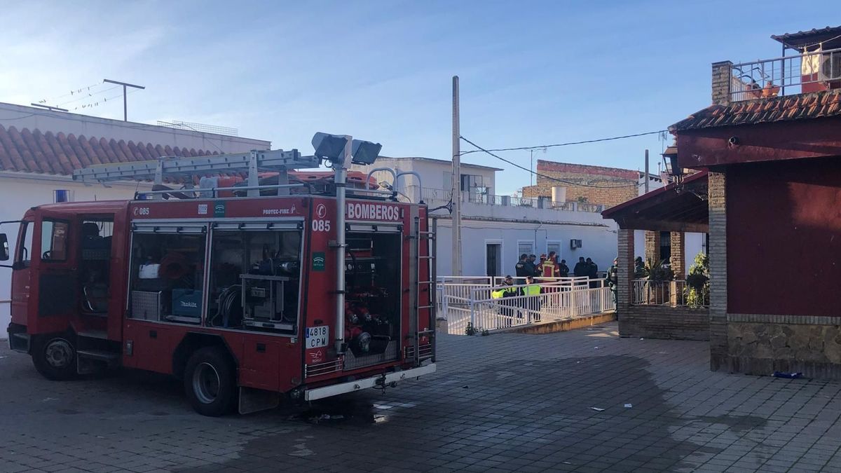 Muere una madre y su hija de 15 años en un incendio en Sevilla