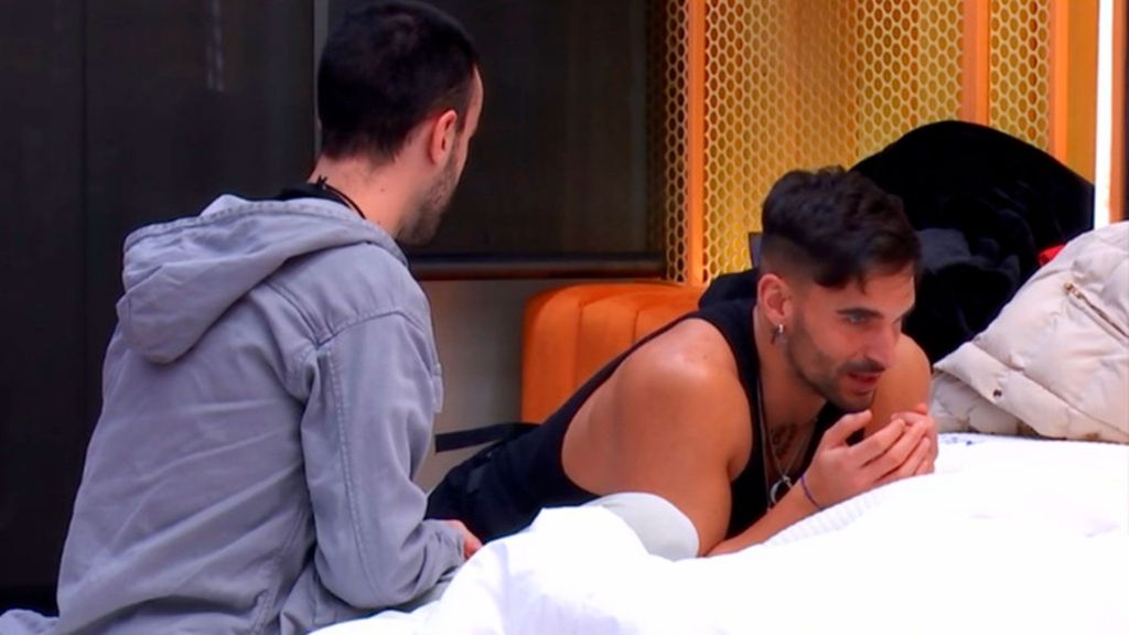 Las palabras de Edi a Violeta sobre la posibilidad de ir a 'La isla de las tentaciones': "Si voy, la lío parda" Gran Hermano Gala 2024 Top Vídeos 762