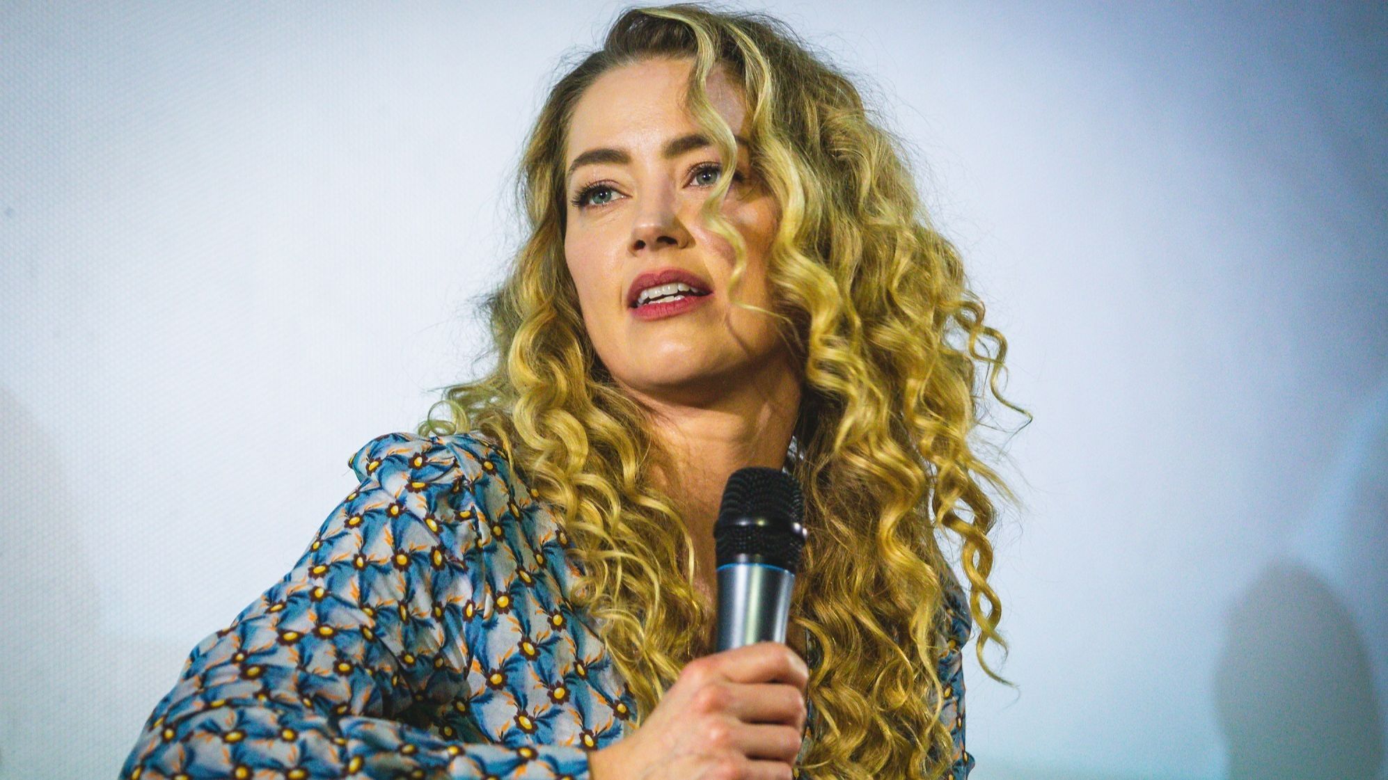 La actriz Amber Heard está embarazada.