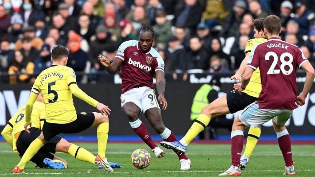 Michail Antonio, delantero del West Ham, ingresado "estable" tras un accidente de tráfico