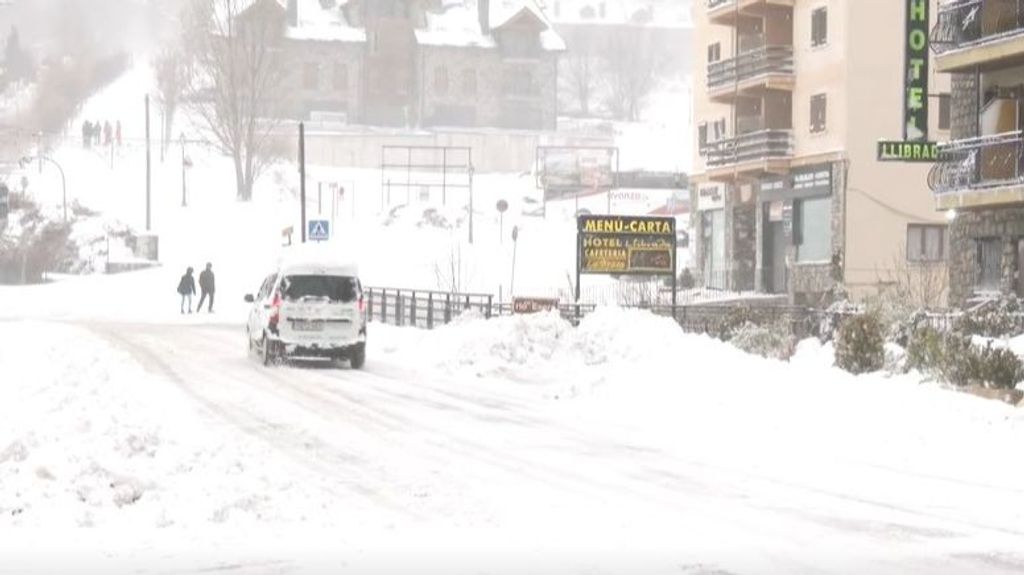 Se inaugura la temporada invernal en Navarra gracias a las primeras nevadas