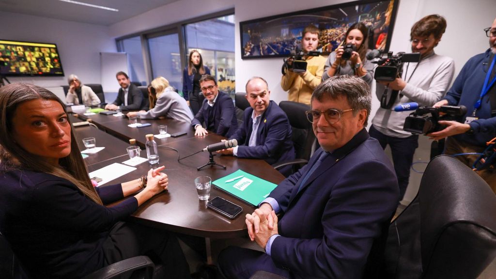 Carles Puigdemont exige a Pedro Sánchez que se someta a una cuestión de confianza porque "no es de fiar" y el Gobierno dice no