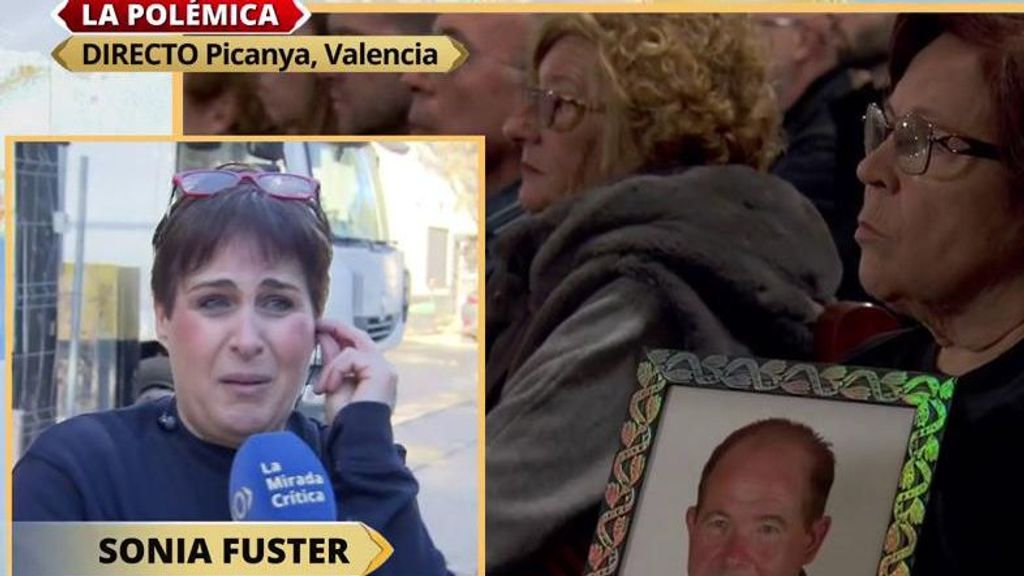 Rosa, hija de un fallecido por la DANA, abandonó el funeral tras la entrada de los políticos: "No han respetado nuestro dolor"