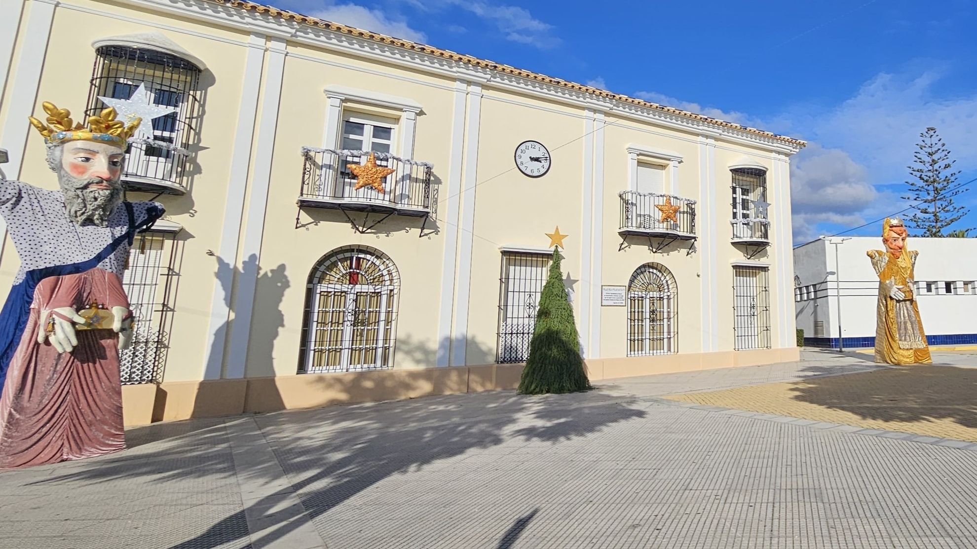 Algunos de los elementos robados en Mazagón, Huelva