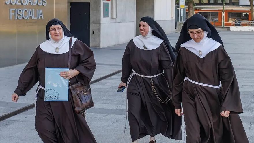 Aplazado el juicio por desahucio contra las exmonjas de Belorado al no poder notificar su vista a todas las implicadas