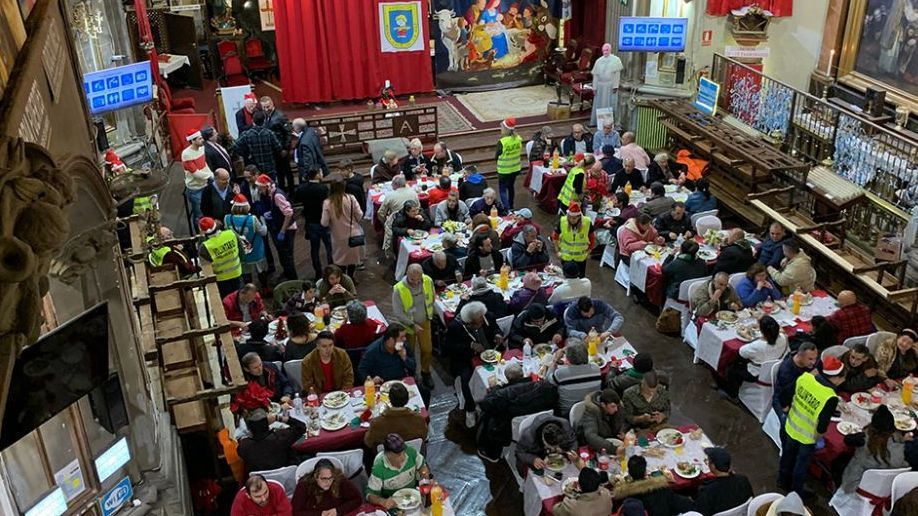 Cena de Nochebuena de la ONG Mensajeros de la Paz