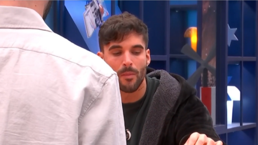 Edi departe con Ruvens